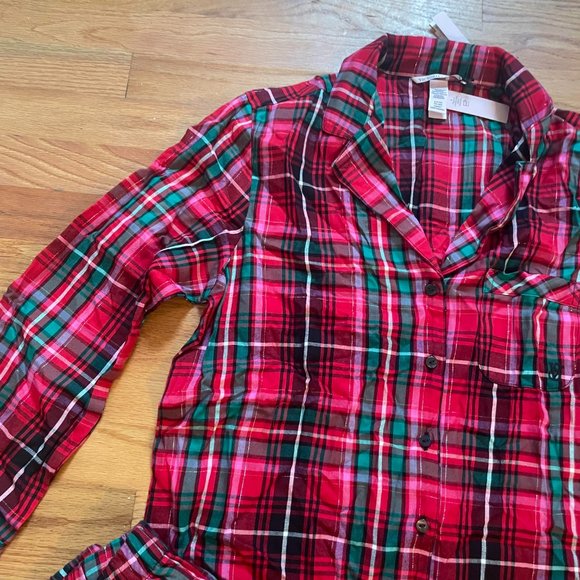 NWT Victoria Secret flannel Pajama Set - Picture 2 of 4